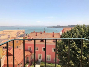 Santos - Upper Loft with River View